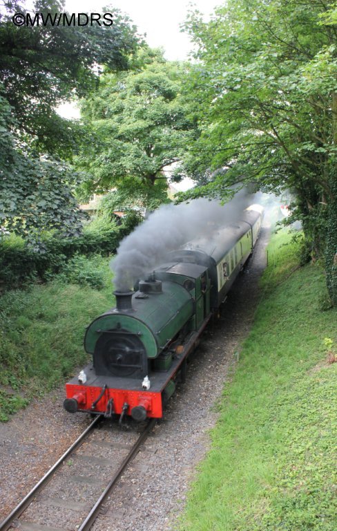 Sir Gomer enters Chinnor 5-8-12 (Mike Walker)